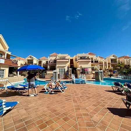 Clara Fanabe * Costa Adeje (Tenerife)